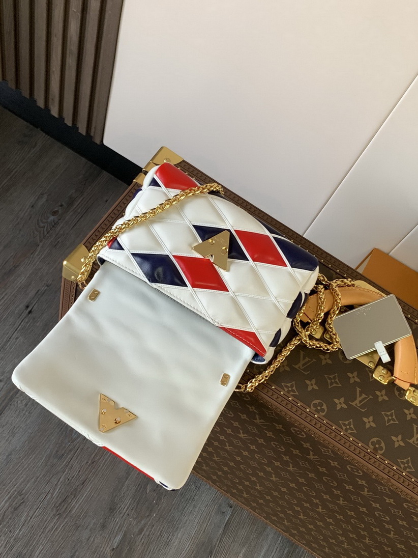 LV Bag-NFC(AAA)-658