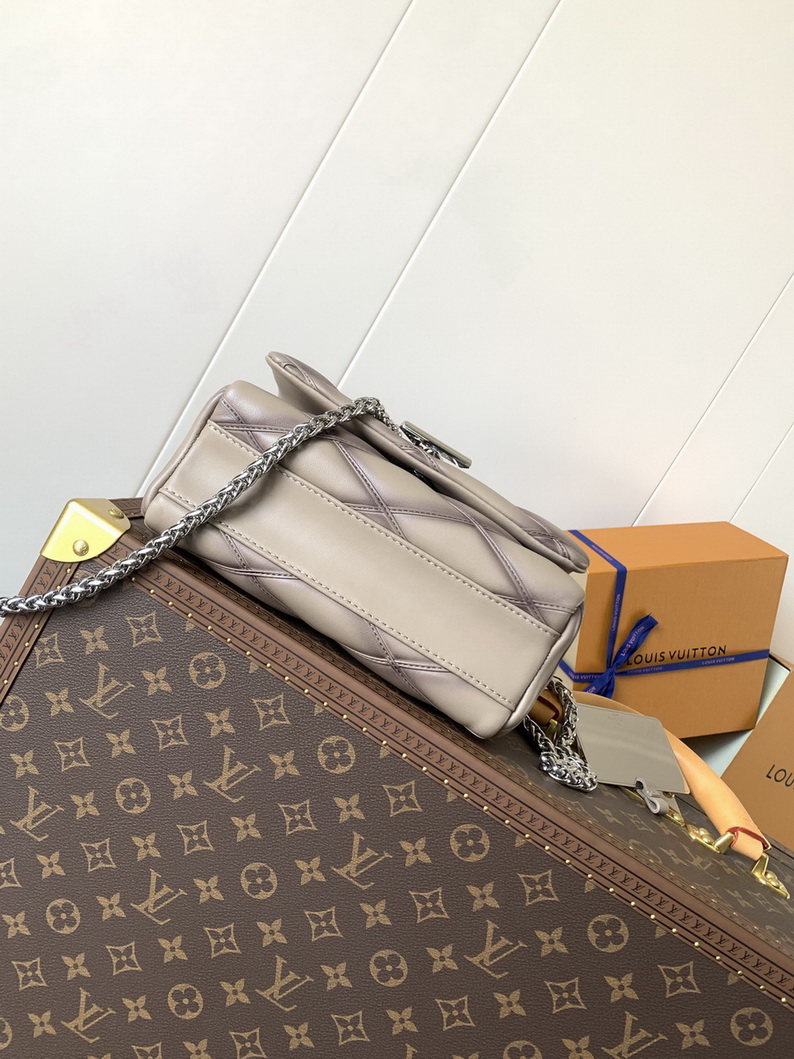 LV Bag-NFC(AAA)-664