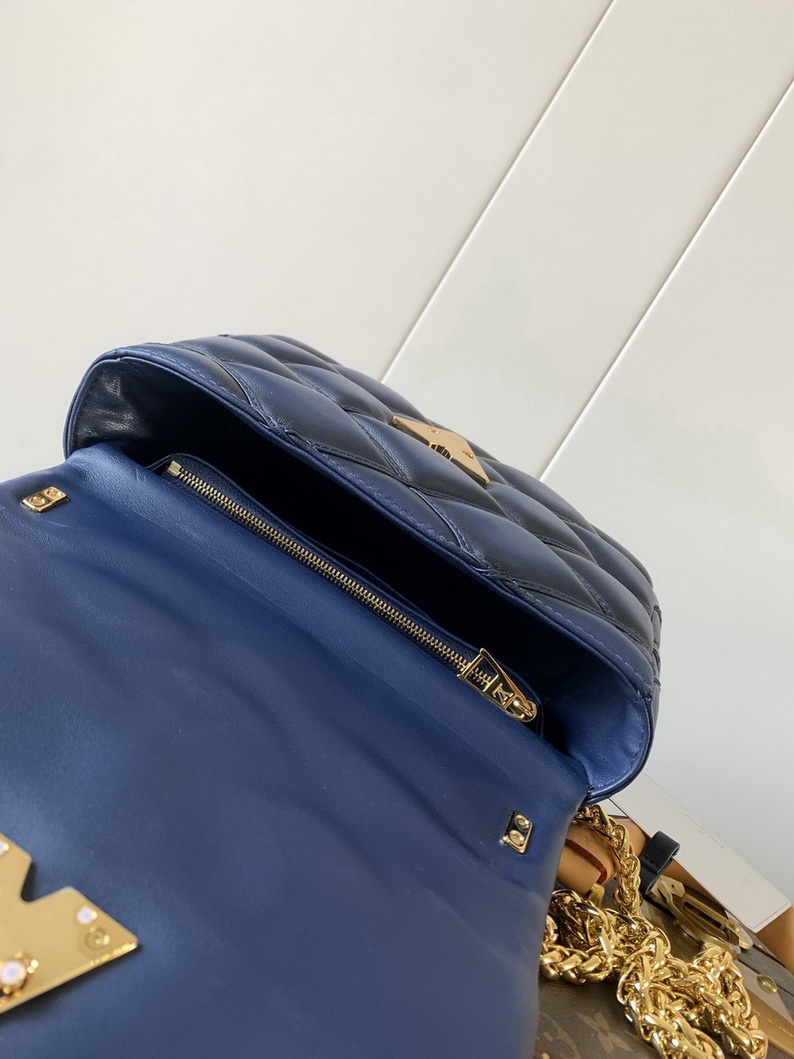 LV Bag-NFC(AAA)-665