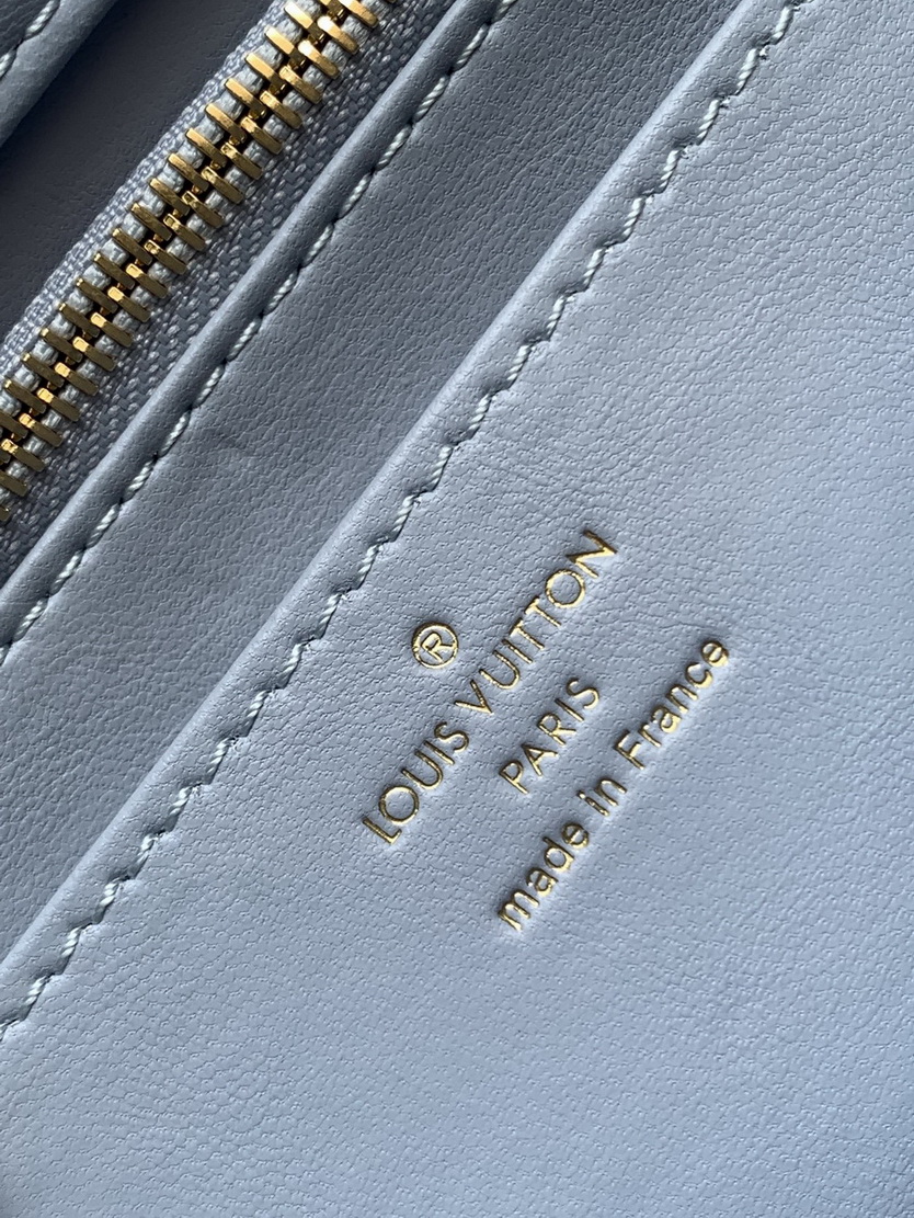 LV Bag-NFC(AAA)-670