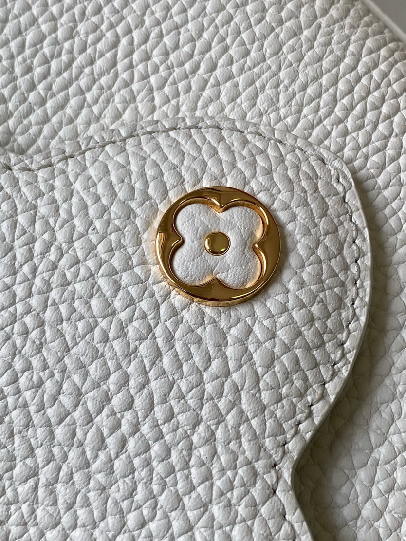 LV Bag-NFC(AAA)-690
