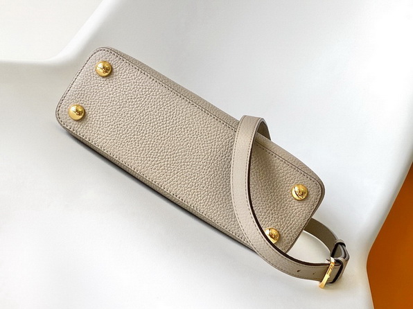 LV Bag-NFC(AAA)-699