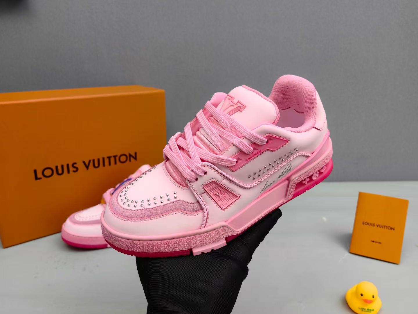 LV Shoes(AAA)-1077
