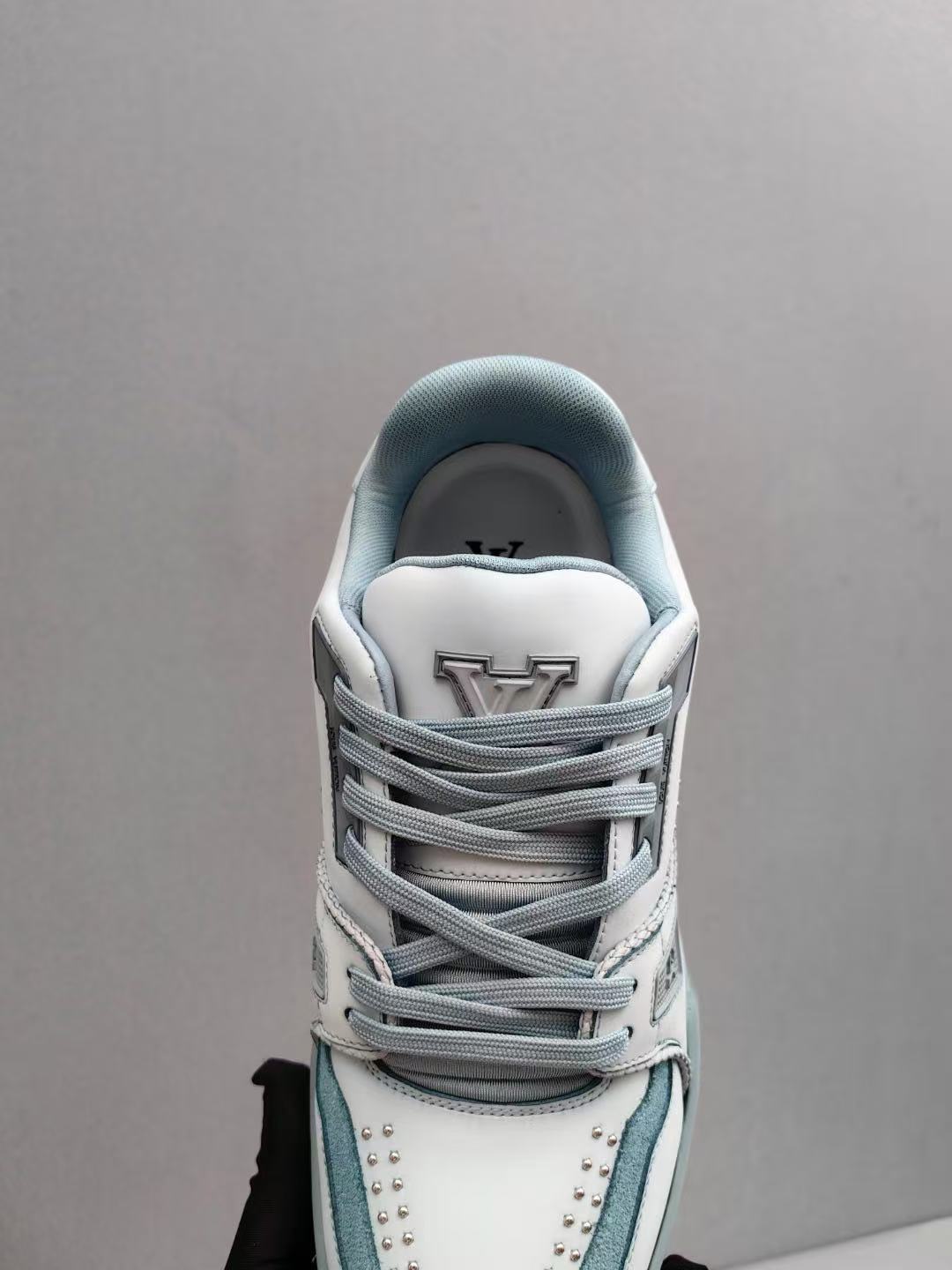 LV Shoes(AAA)-1079