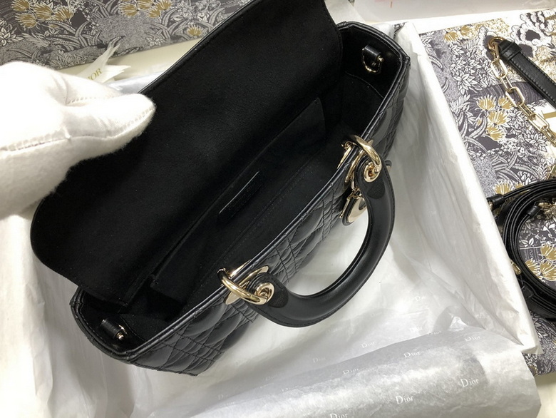 Dior Handbags AAA(Women)-225