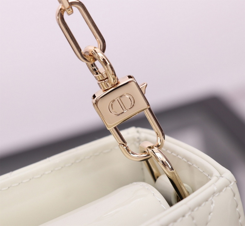 Dior Handbags AAA(Women)-258