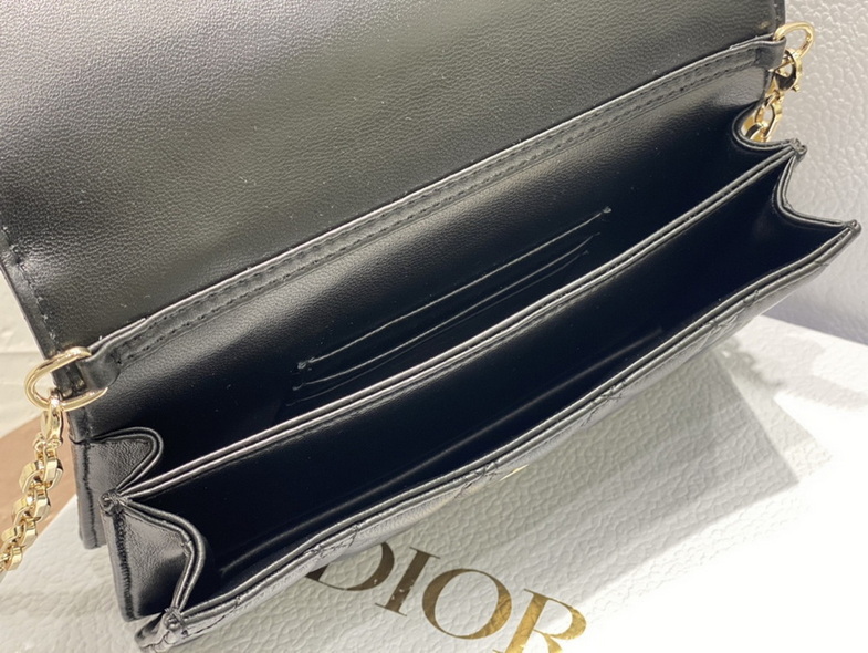 Dior Handbags AAA(Women)-187