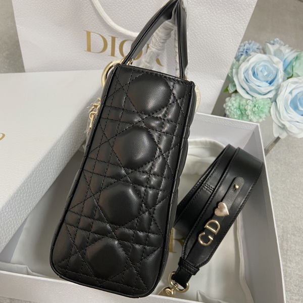Dior Handbags AAA(Women)-477