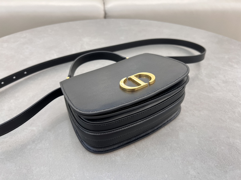 Dior Handbags AAA(Women)-597