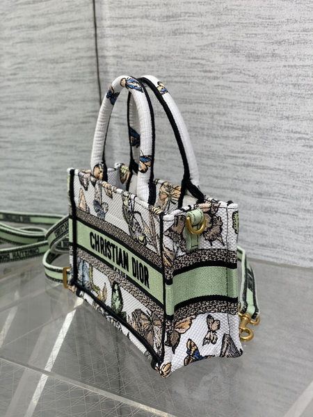 Dior Handbags AAA(Women)-704