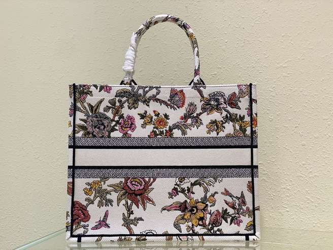 Dior Handbags AAA(Women)-738