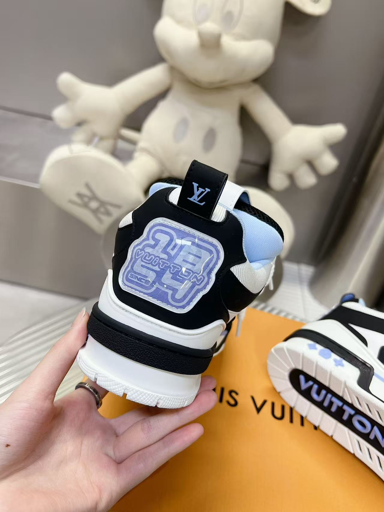 LV Shoes(AAA)-1086