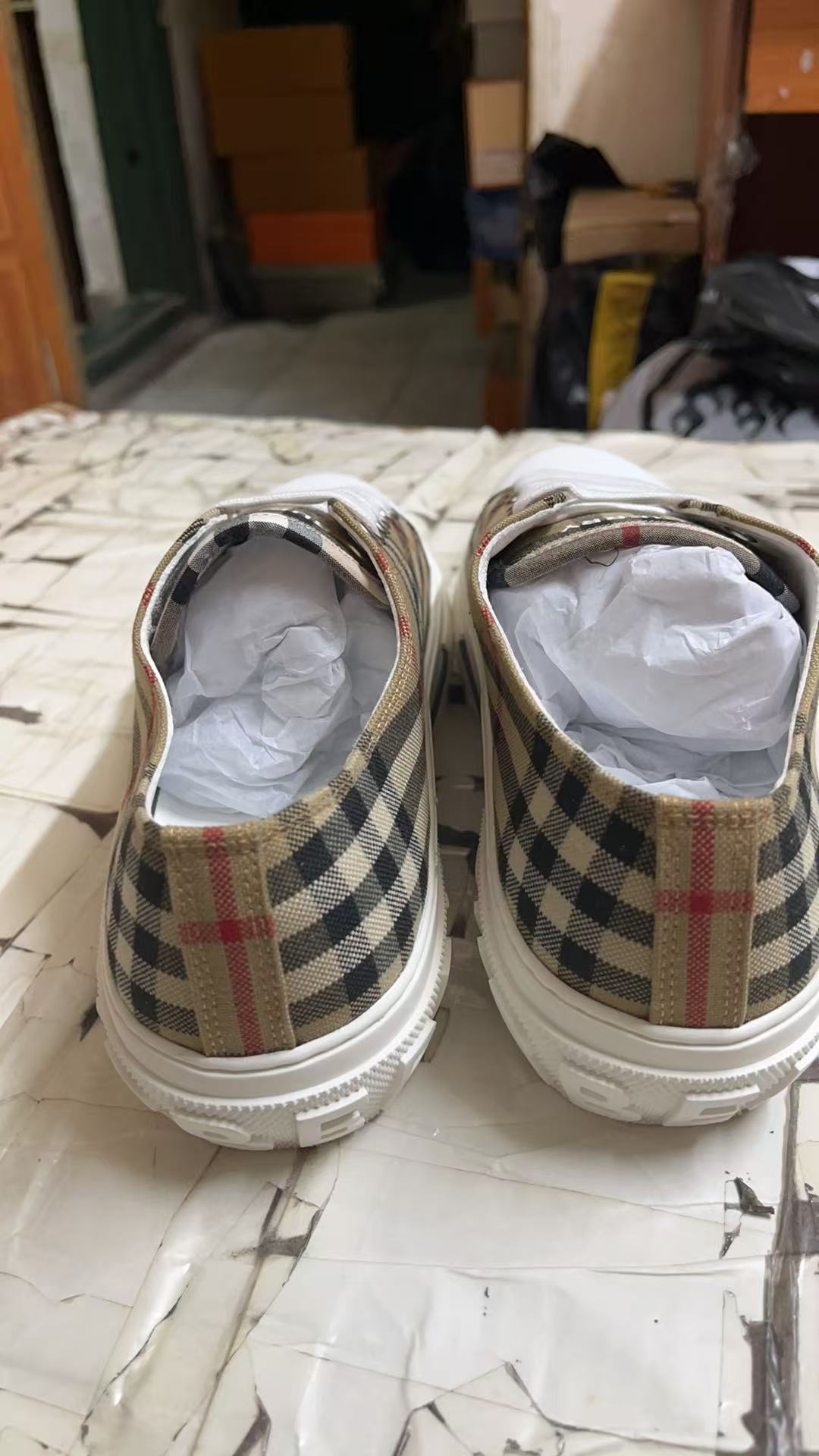 Burberry Shoes(AAA)-013