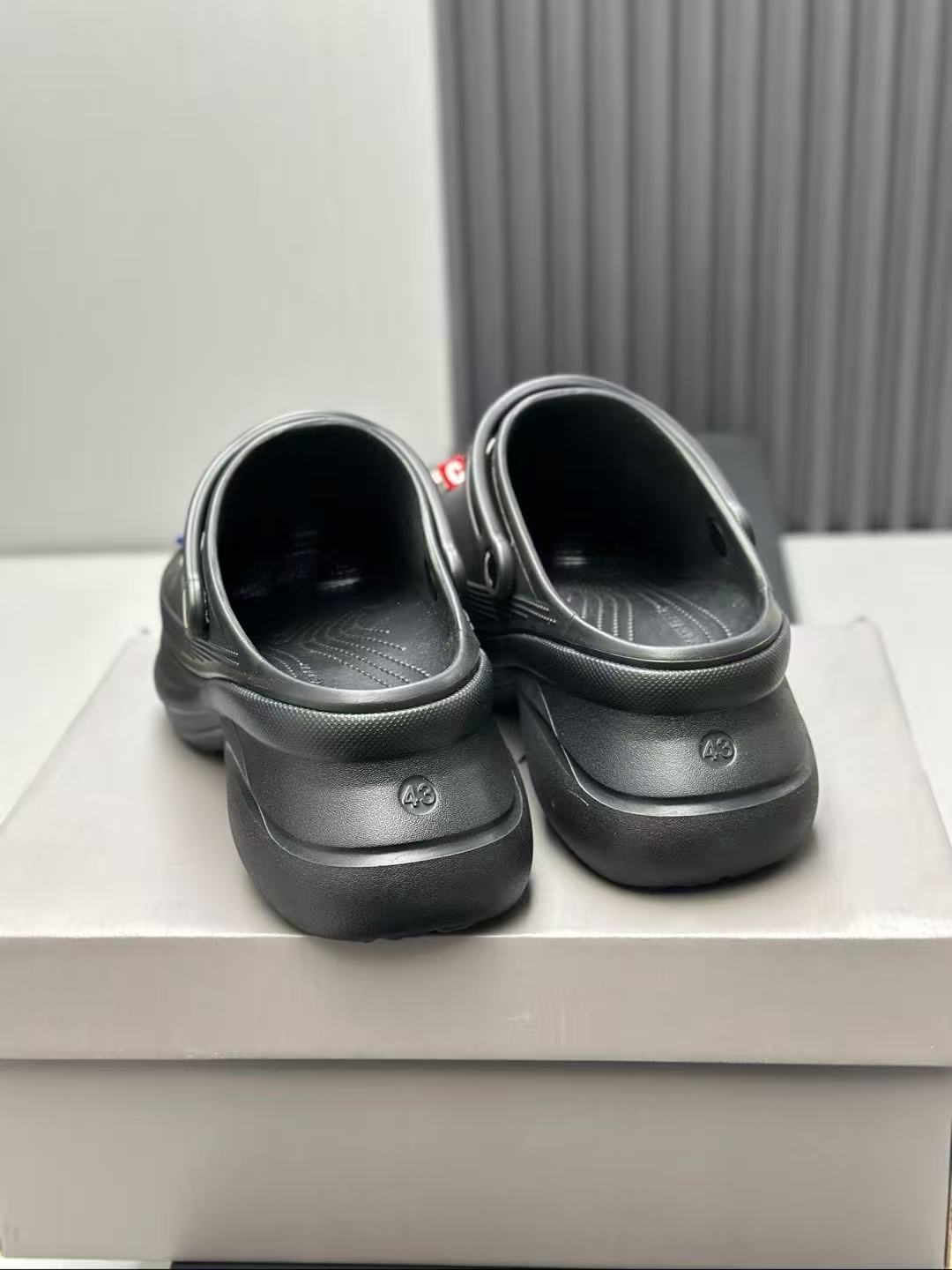 Balenciaga Slippers(AAA)-016