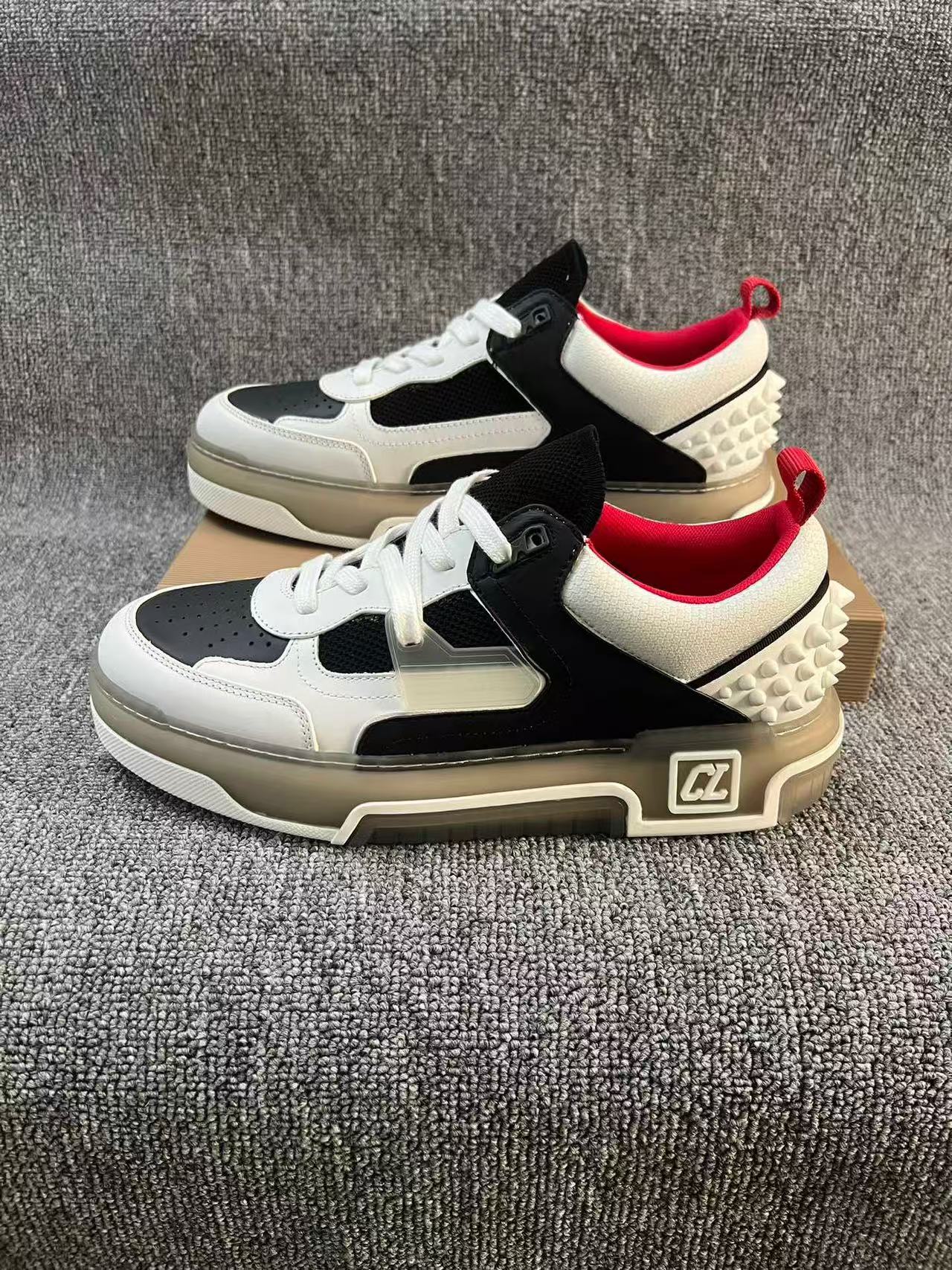 CL Men Shoes-565