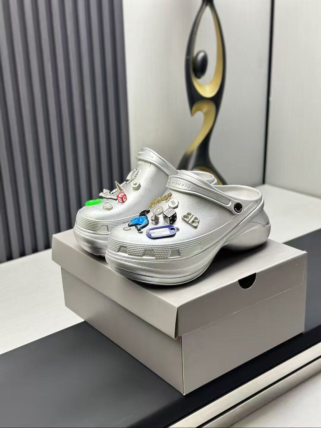 Balenciaga Slippers(AAA)-015