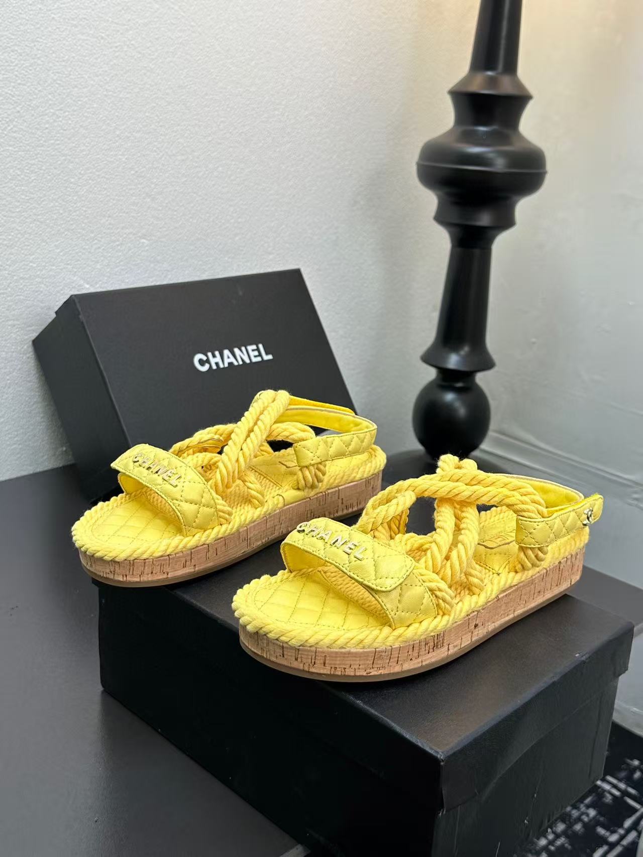 Chanel Slippers Women(AAA)-025