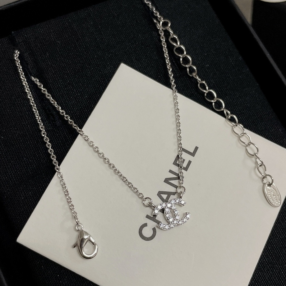 Chanel Necklace-055