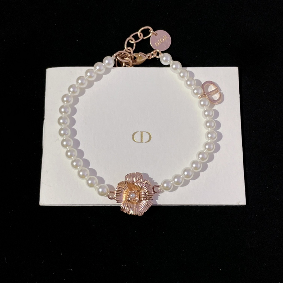 Dior Necklace-037
