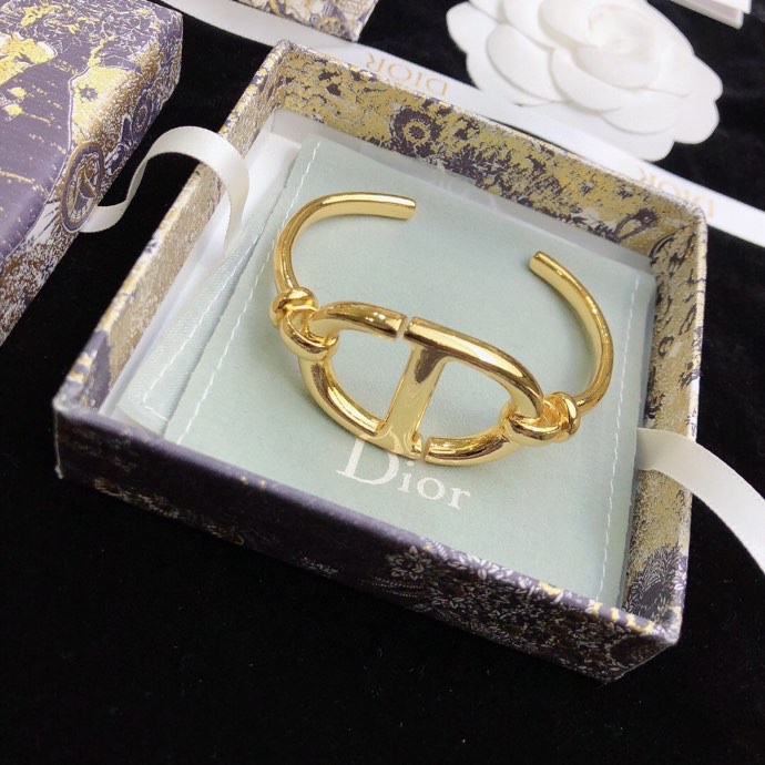 Dior Bracelet-018