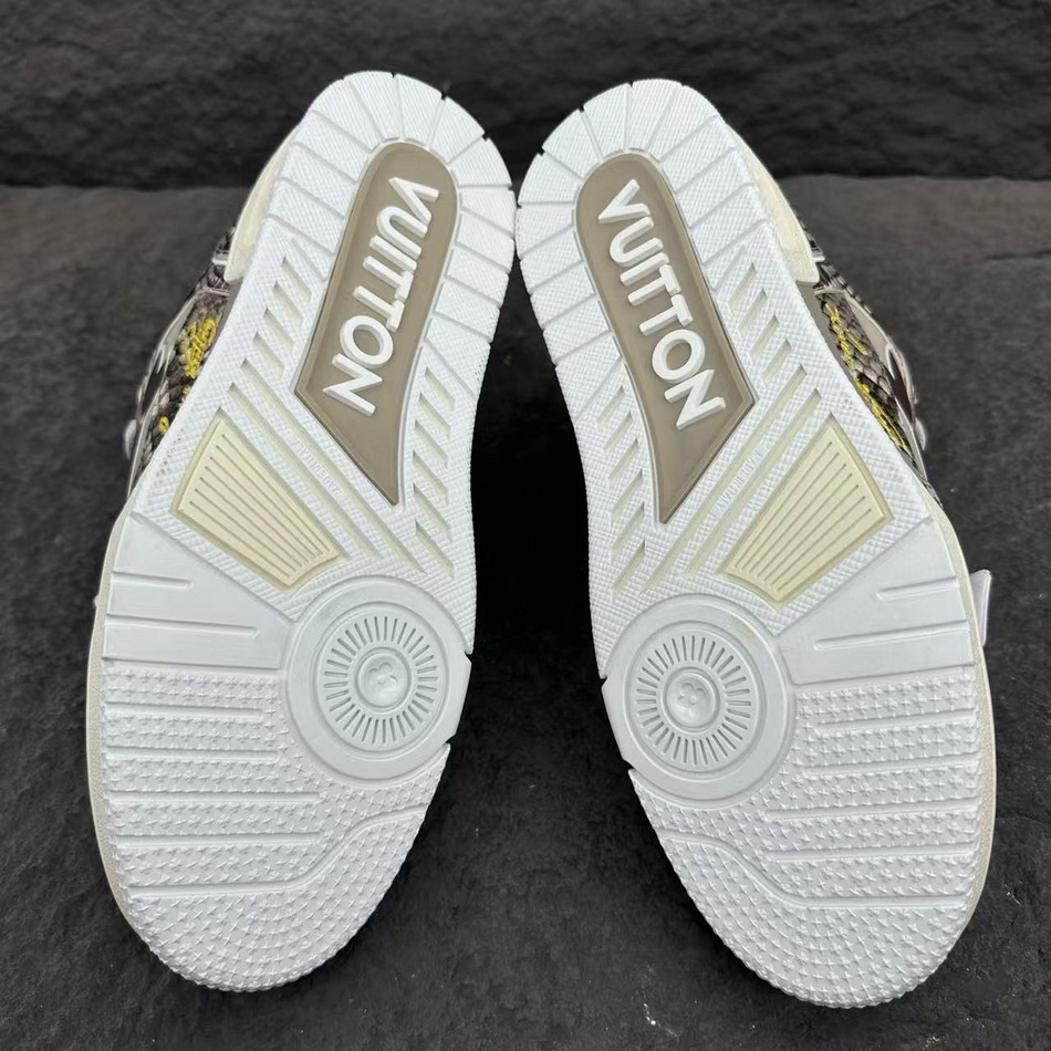 LV Shoes(AAA)-1205
