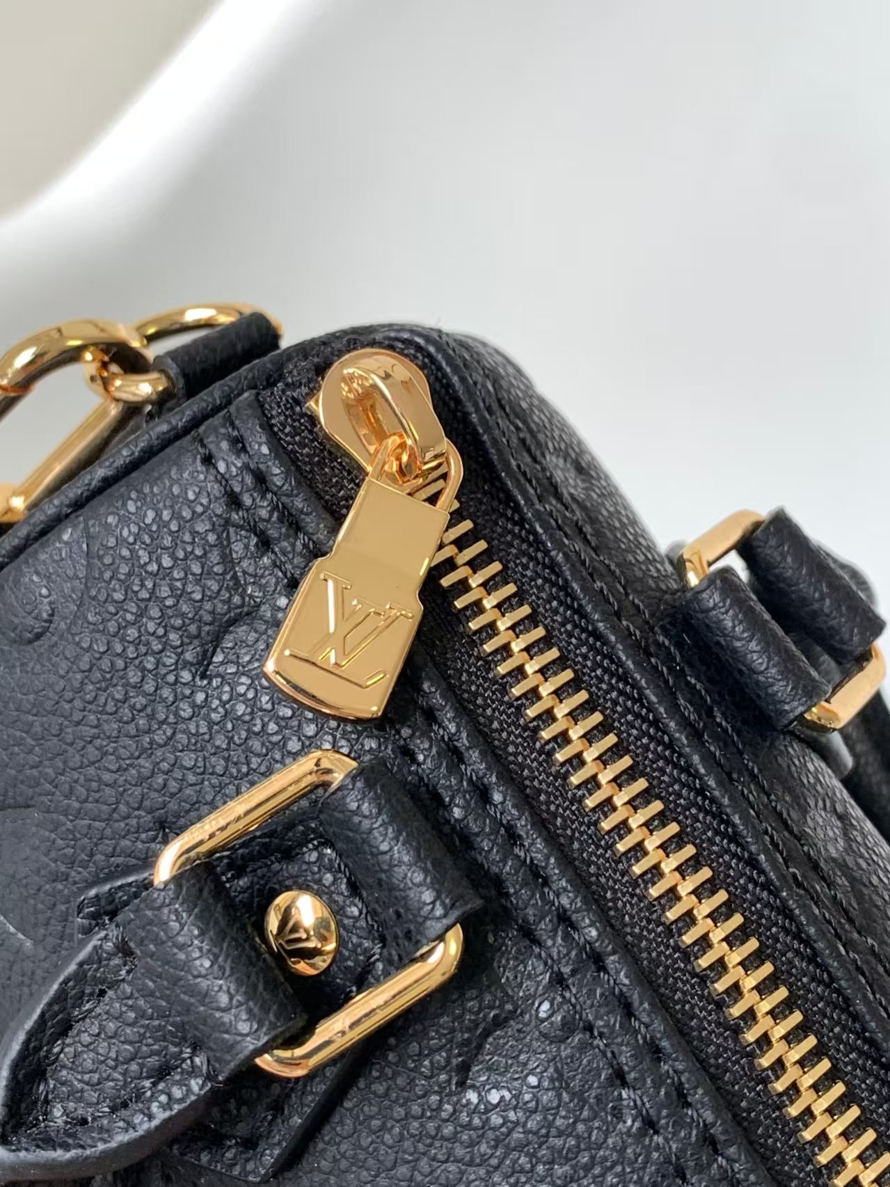 LV Handbags AAA(Women)-2007