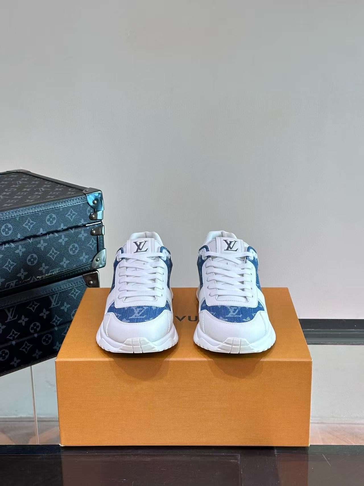 LV Shoes(AAA)-1239