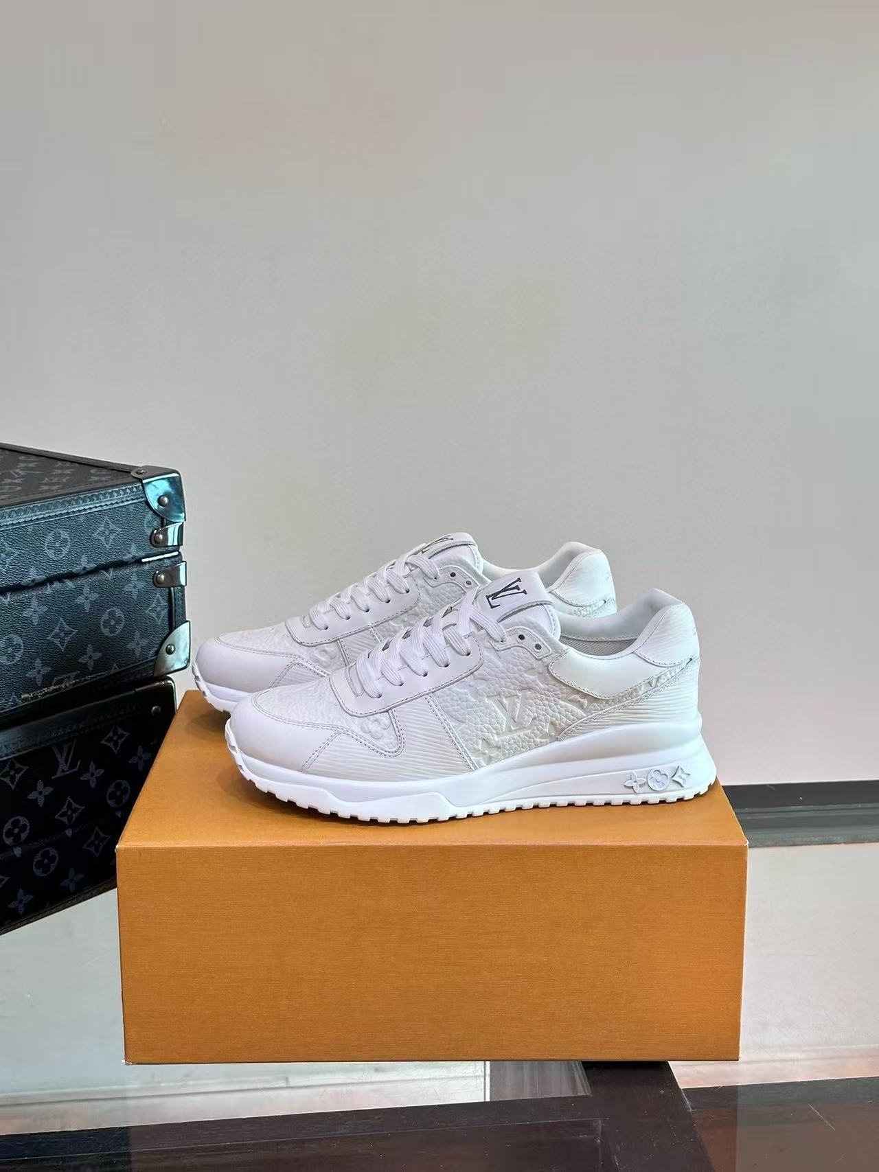 LV Shoes(AAA)-1243