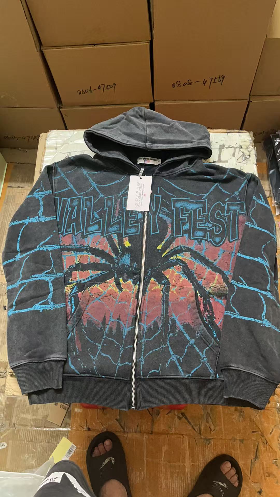 VALE Hoody-007