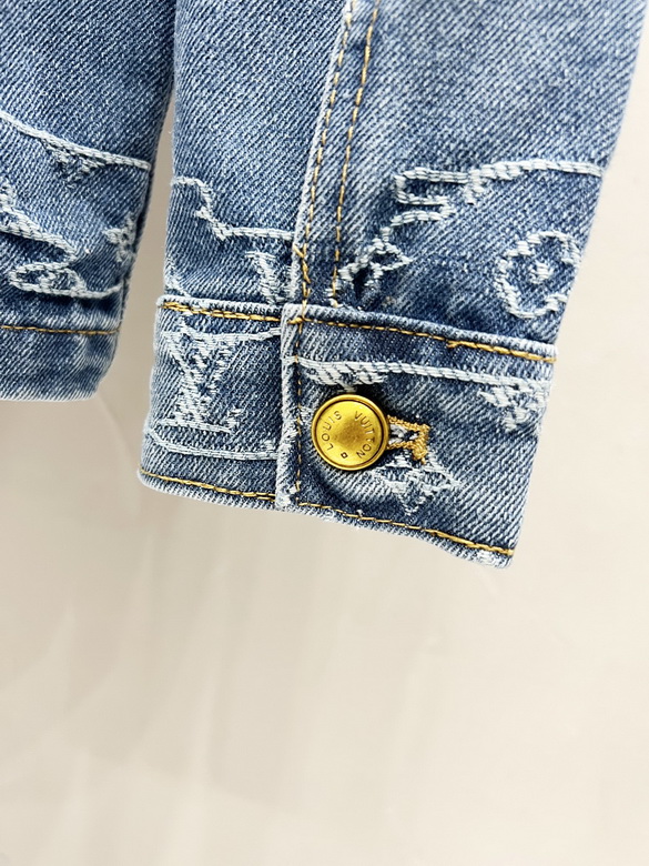 LV Jacket-028