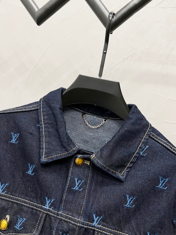 LV Jacket-038