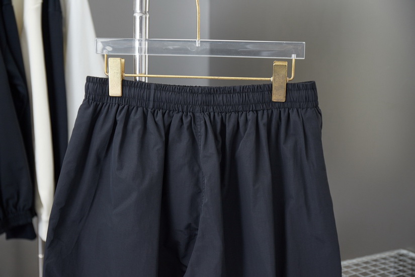 Balenciaga Pants-101