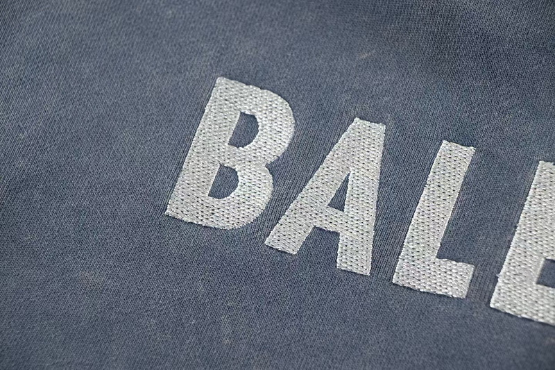 Balenciaga Hoody-147