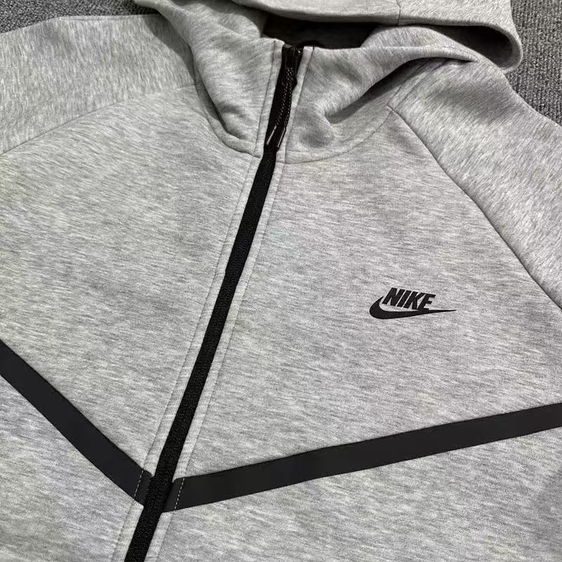 Nike Suits-001