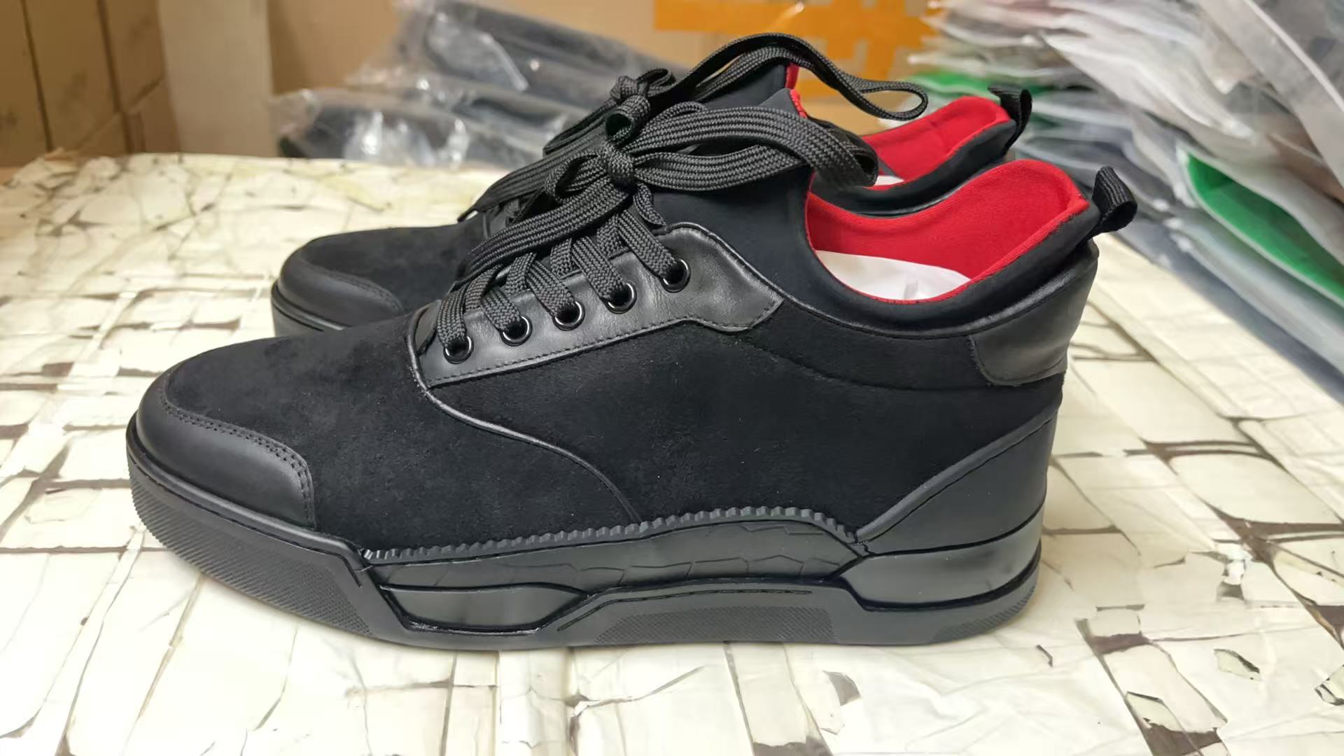 CL Men Shoes-394