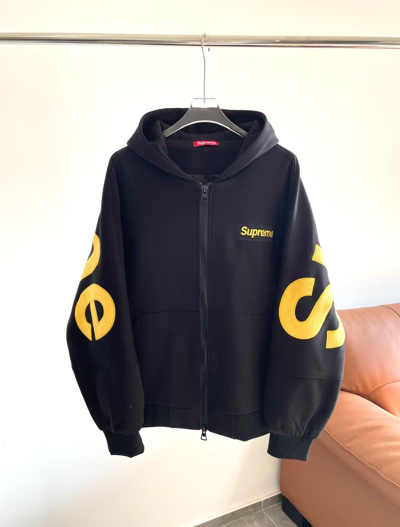 Supreme Jacket-016