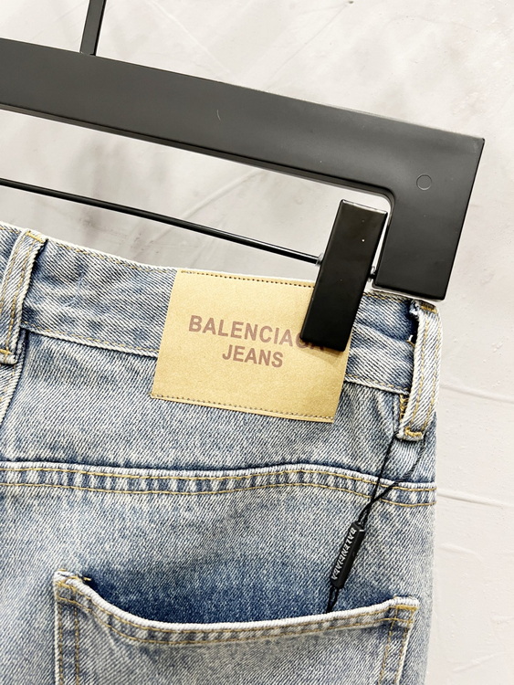 Balenciaga Jeans-007