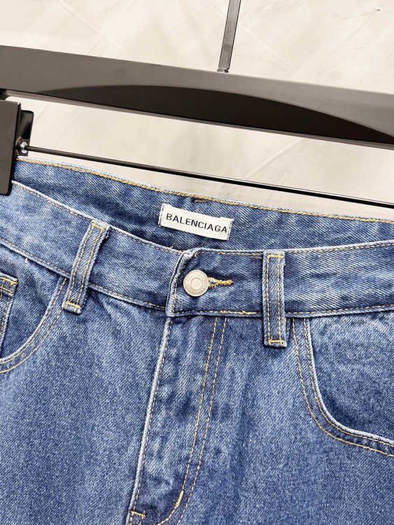 Balenciaga Jeans-014