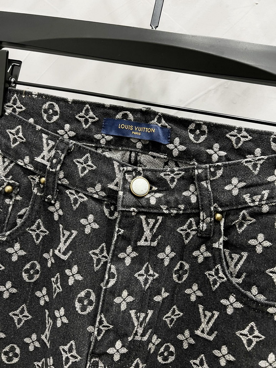 LV Jeans-032