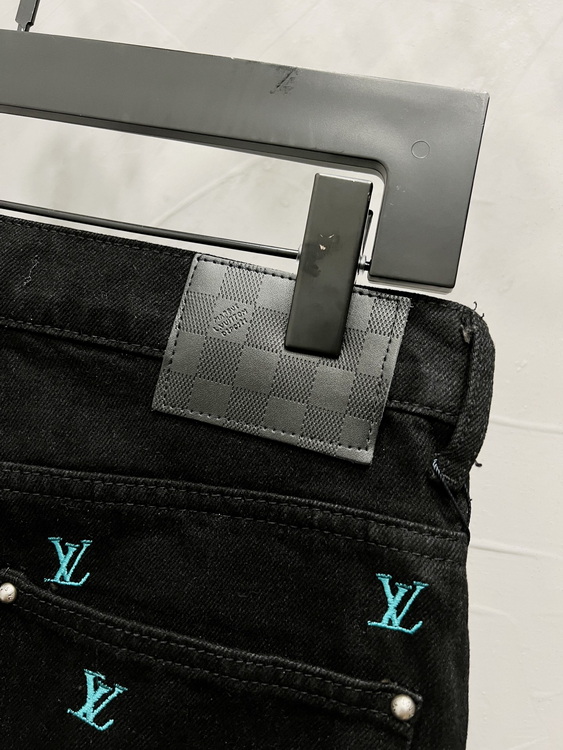 LV Jeans-033