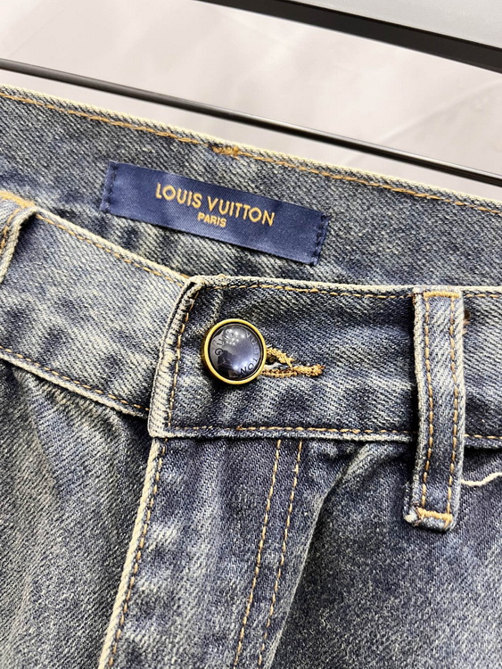 LV Jeans-040