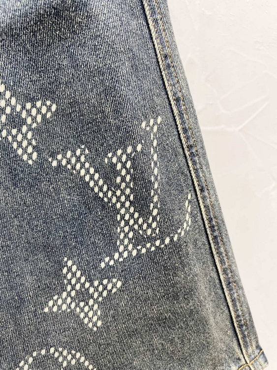 LV Jeans-040