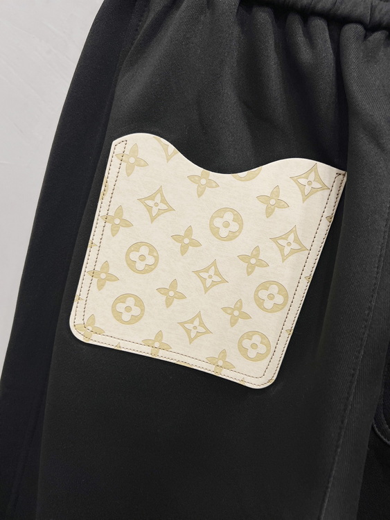 LV Jeans-041