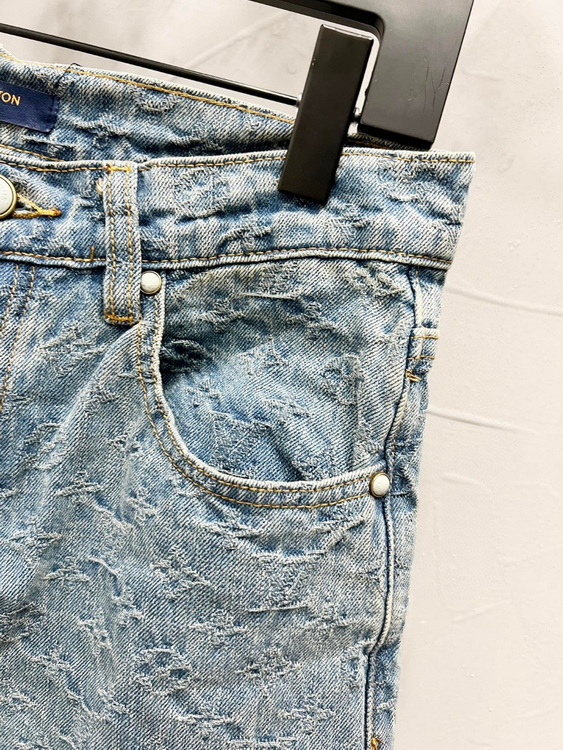 LV Jeans-044