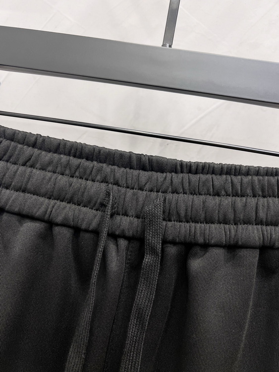 LV Pants-005