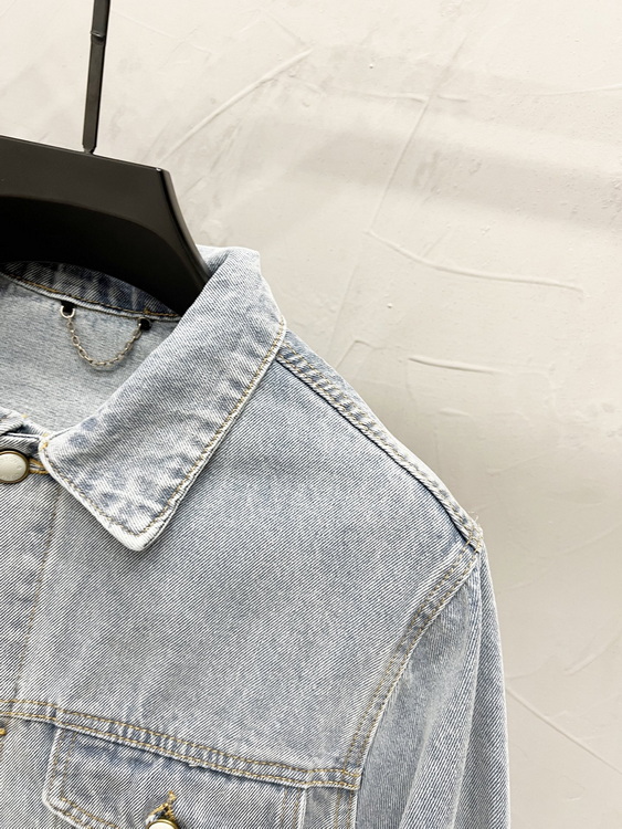 LV Jacket-137
