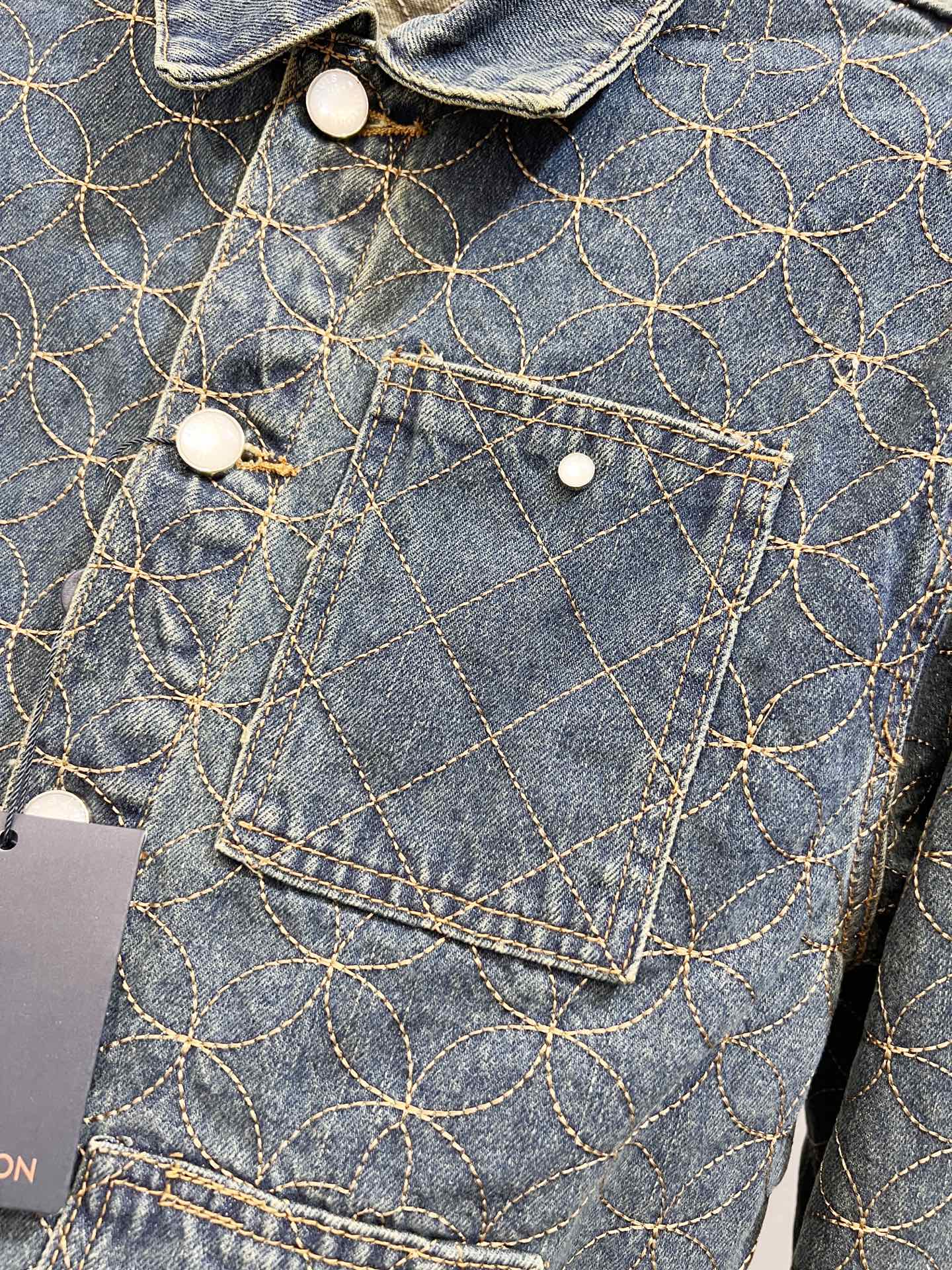 LV Jacket-160