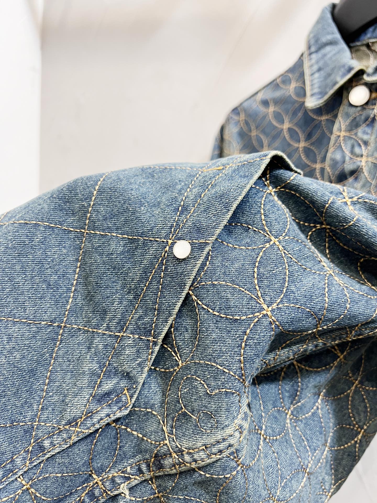 LV Jacket-160