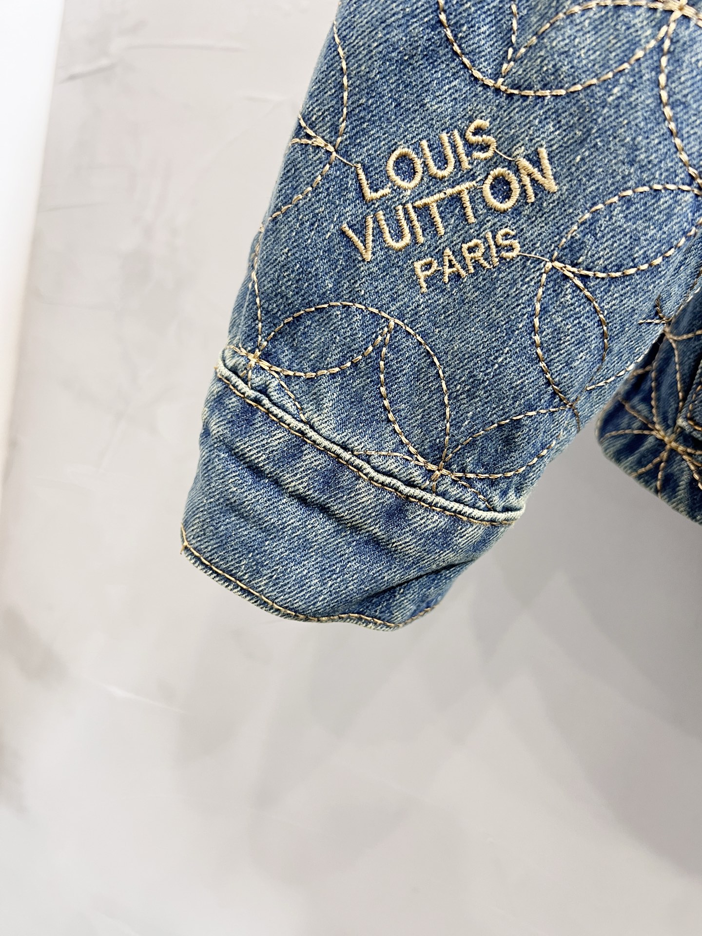LV Jacket-160