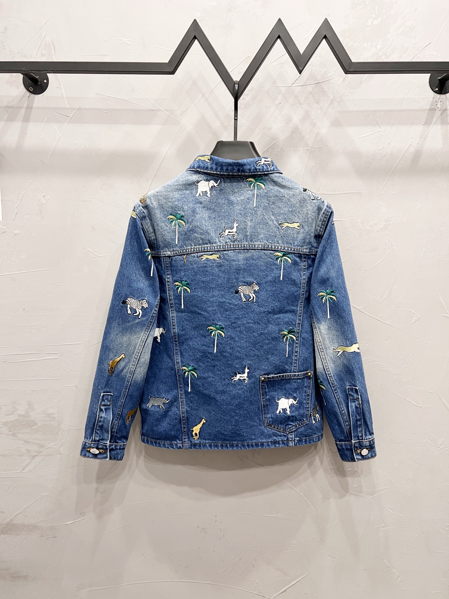 LV Jacket-164